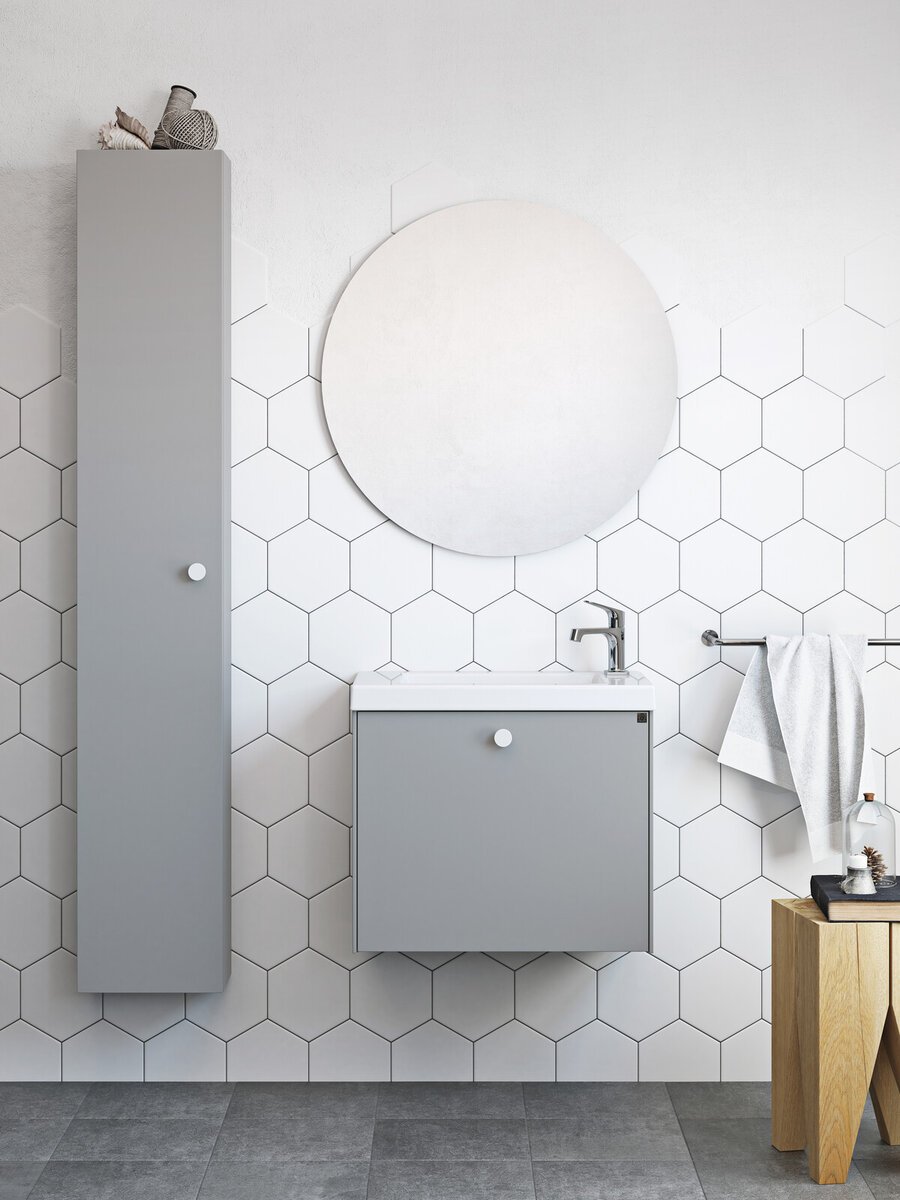 Badrum i mörkgrå ton