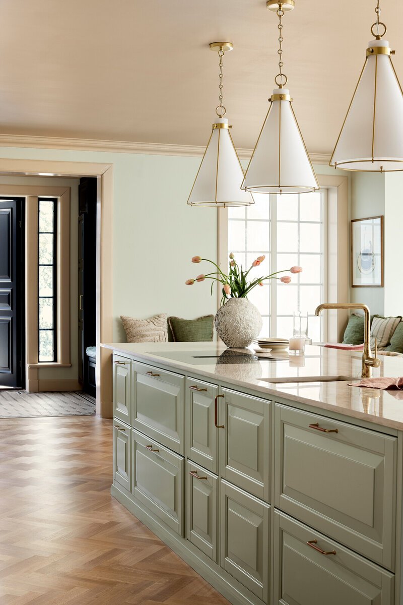 Kök i lindblomsgrönt